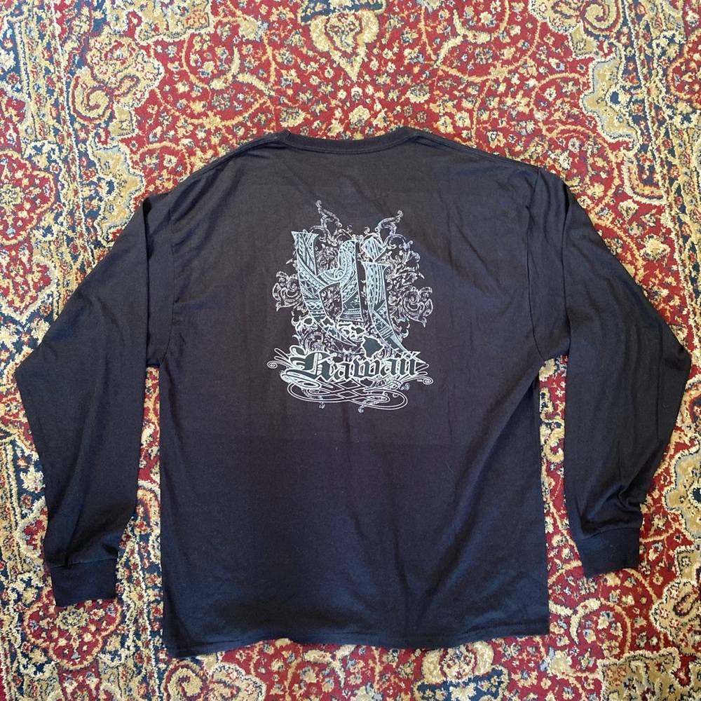 Hawaii black long sleeve
Size XL